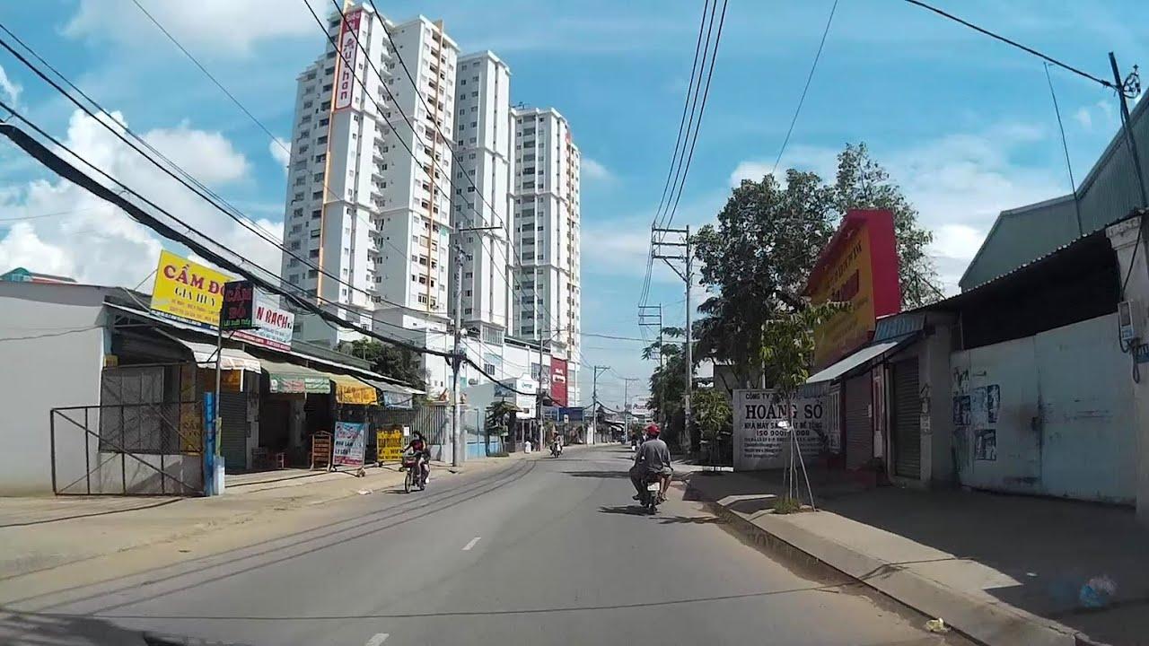 Các món ăn đường phố đa dạng trên Đường Mã Lò quận Bình Tân